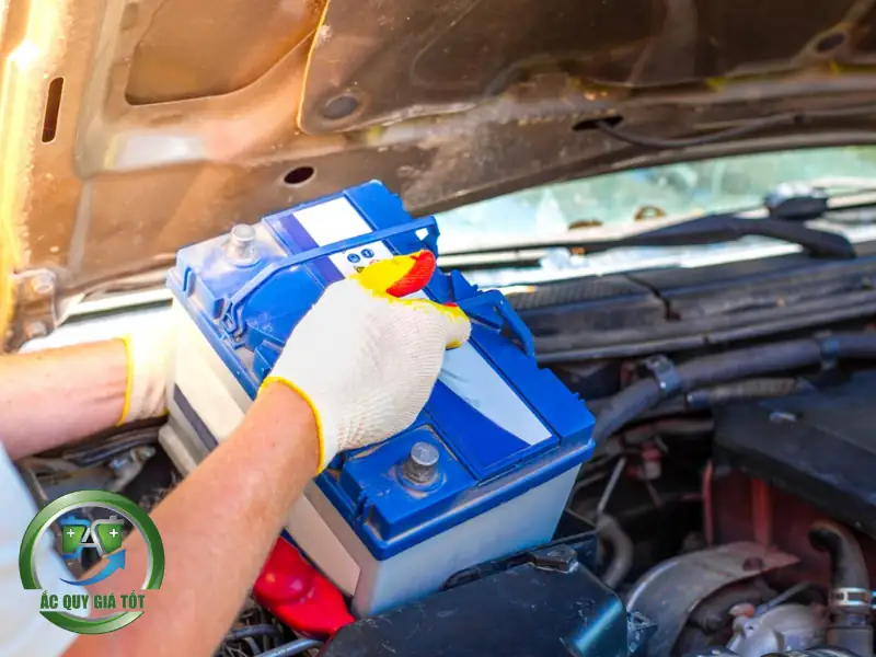 Bảng giá dịch vụ thay ắc quy ô tô Phường Phú Lương