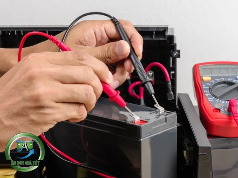 Cách Khắc Phục Tình Trạng Bình Ắc Quy Khô Bị Yếu Tại Nhà