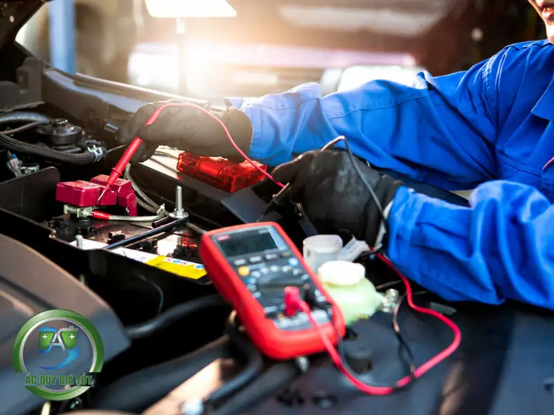 Bảng giá thay ắc quy ô tô và các yếu tố ảnh hưởng đến chi phí