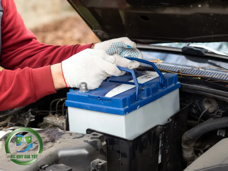 Giải pháp phòng ngừa sự cố chập điện ắc quy hiệu quả