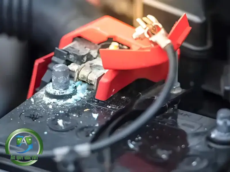 Khi nào cần thay ắc quy ô tô? Vì sao không nên trì hoãn