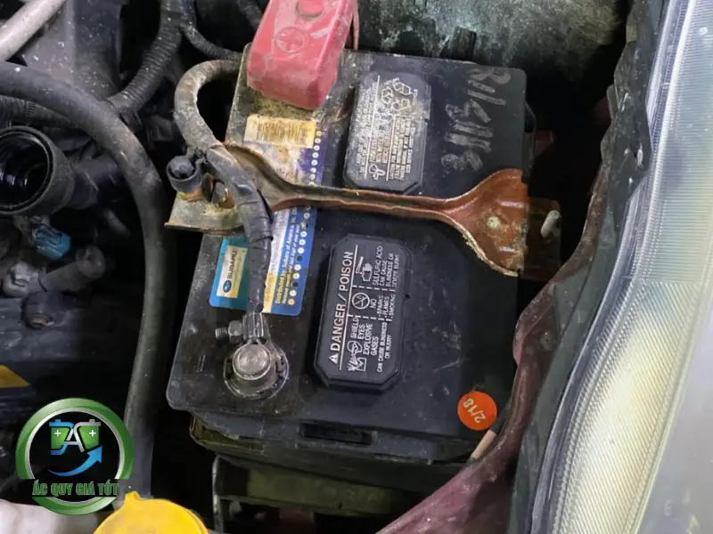 Những dấu hiệu nhận biết ắc quy ô tô bị hỏng cần thay thế ngay