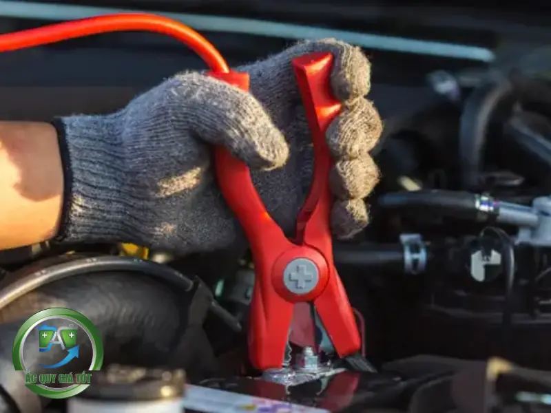 Tại sao nên lựa chọn dịch vụ câu bình ắc quy chuyên nghiệp?