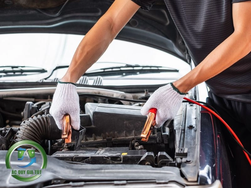 Cách phòng tránh tình trạng ắc quy nóng bất thường
