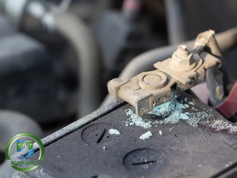 Dấu hiệu nhận biết ắc quy ô tô đã đến lúc cần thay thế