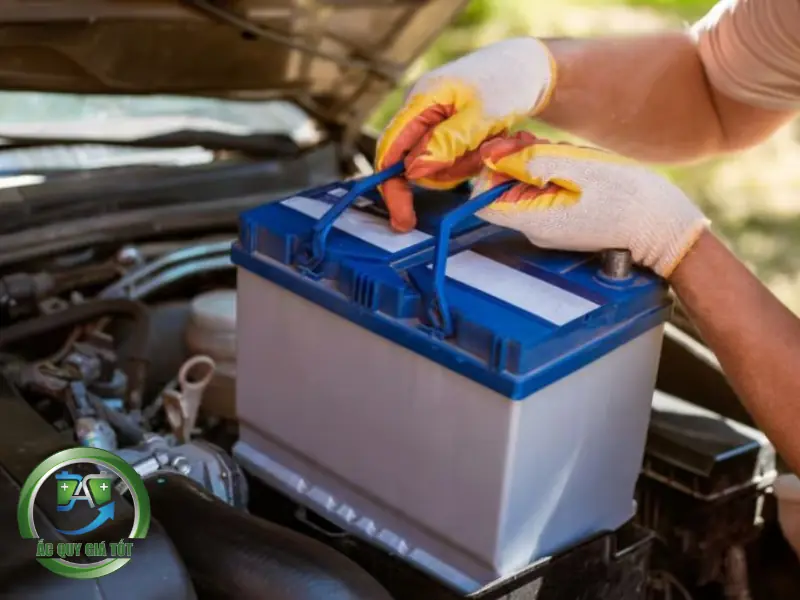 Dịch vụ thay ắc quy ô tô phường Hoàn Kiếm