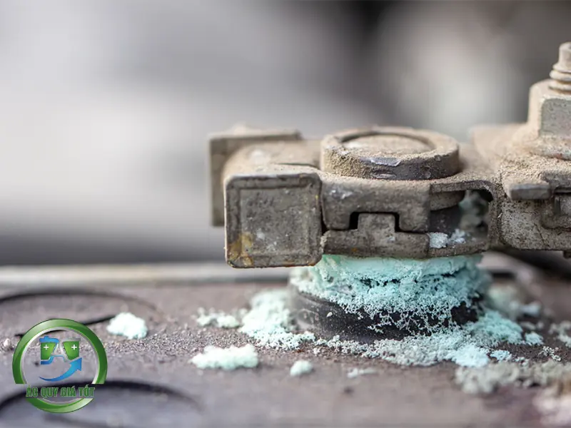 Khi nào cần thay ắc quy ô tô?